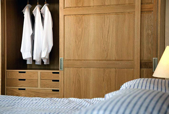 Oak Fitted built in wardrobes